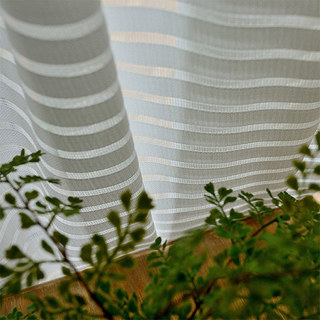 Distinct Horizontal Striped White Voile Curtain
Deutliche horizontal gestreifte weiße Voilegardine 7