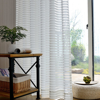 Distinct Horizontal Striped White Voile Curtain
Deutliche horizontal gestreifte weiße Voilegardine