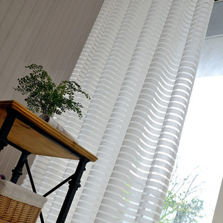 Distinct Horizontal Striped White Voile Curtain
Deutliche horizontal gestreifte weiße Voilegardine 2
