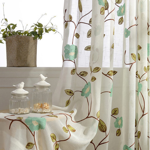 Floral Journey Salbei bestickter transparenter Voile-Vorhang 1
