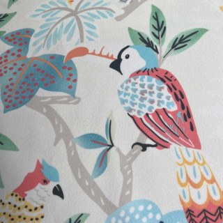 Dschungel Mix Affe und Papagei Creme Blumen Samtvorhang 2