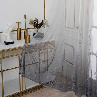 bestickter Ombré Voile