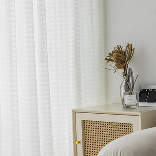 Bubble Up Elfenbeinweißes kariertes Gitter-Knittervoile-Vorhang 3