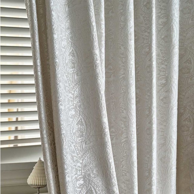 Bezaubernder Paisley Luxus Jacquard Creme Blackout Vorhang 1
