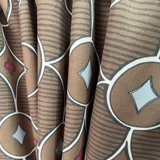 Quatrefoil Delight Geometrische braune Samtvorhänge 2