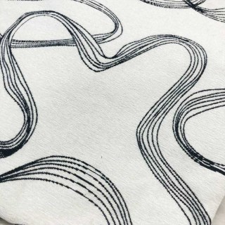 Dreamweave Schwarz-Weiß Abstrakte Linienkunst Chenille Vorhang