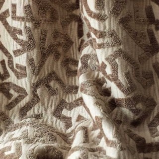 Winter's Embrace Mocha Braun Geometrischer Kaschmirwoll Vorhang 2