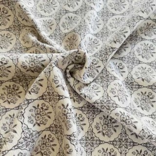 Rose Medallion Schwarz und Weiß Blumensamtdurchblick Vorhang 9