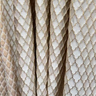 Edles Rankengitter 3D-Jacquard Creme Arabeske Vorhänge mit Golddetails 4