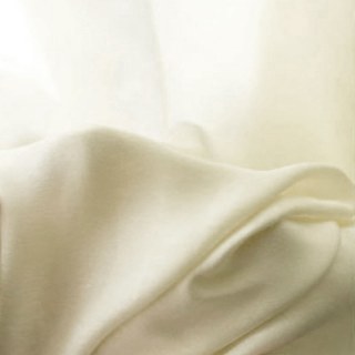 Seidiger Griff, cremefarbene strukturierte Voile-Gardine 6