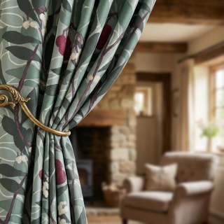 Arbutus Rote Beeren William Morris Grüner Floral Samtvorhang 2