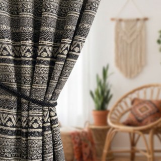Aztek Ikat Schwarz-Weiß Horizontal Gestreifte Geometrische Vorhänge 4