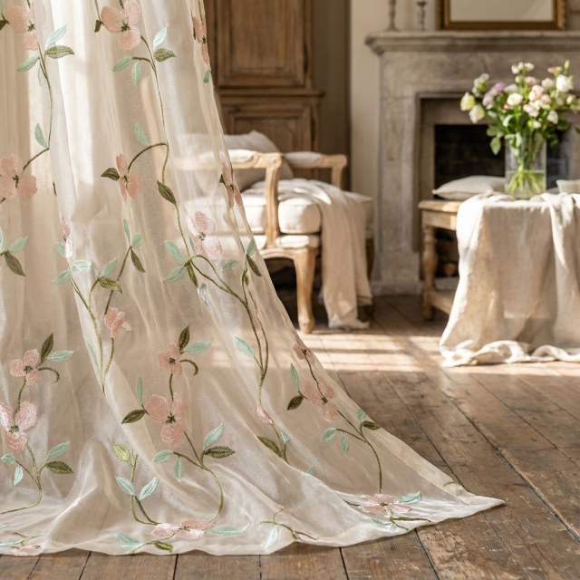 Fancy Pansy bestickte Organza Voile Gardine 1