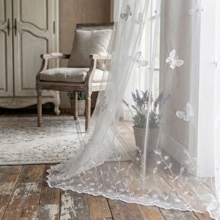 Anmutige Schmetterling Glas Perlen bestickte weiße Voile Gardine