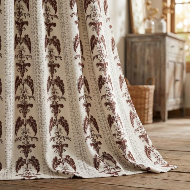 Heirloom Stripe Schweres Weinrot Braun Blumig Chenille Vorhang 1