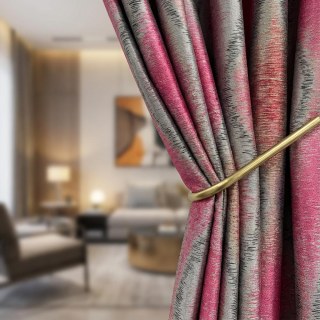 Ikat Wellen Schwarz Magenta Rot Ogee Geometrische Vorhänge mit Gold Details