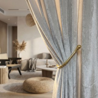 Opulenter Creme Champagner Seidenglänzender Leichter Durchscheinender Samtvorhang