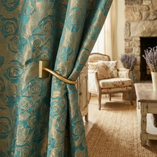 Rose Reverie Dunkelgrüne und goldfarbene 3D Jacquard Blumen Gardine 2