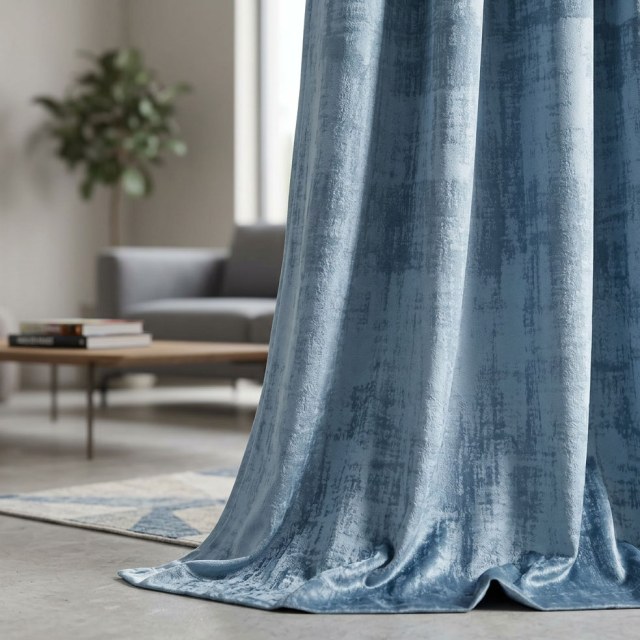Premium strukturierter Haze Blau Samtvorhang 1