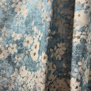 Esprit Printanier Rideau Floral Bleu & Blanc avec Détails Dorés 3